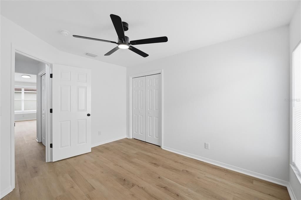 En Venta: $349,000 (4 camas, 3 baños, 1865 Pies cuadrados)