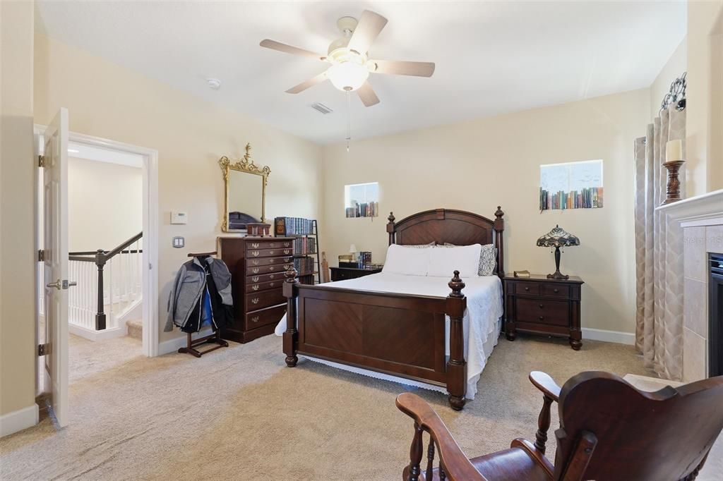 For Sale: $425,000 (4 beds, 2 baths, 2318 Square Feet)