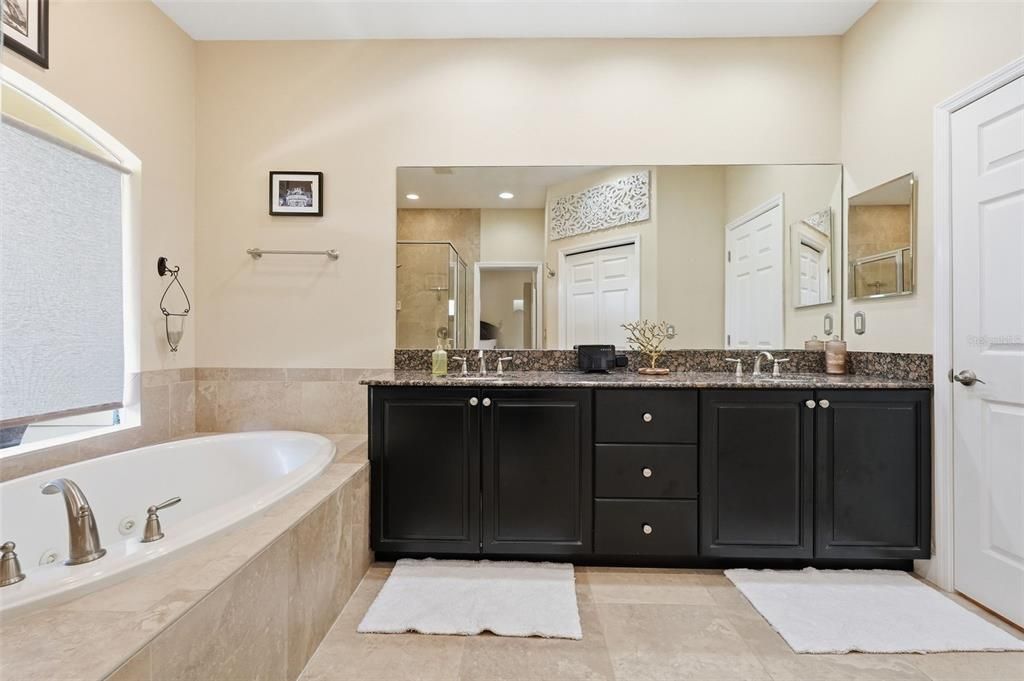 For Sale: $425,000 (4 beds, 2 baths, 2318 Square Feet)