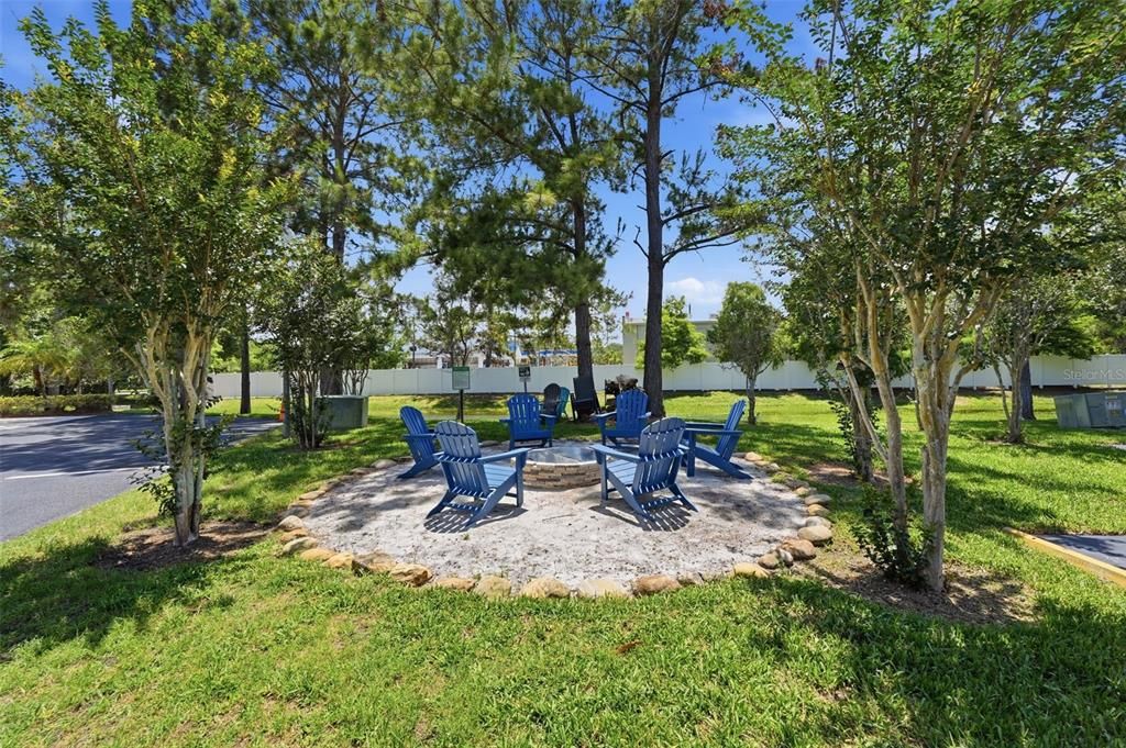 For Sale: $425,000 (4 beds, 2 baths, 2318 Square Feet)