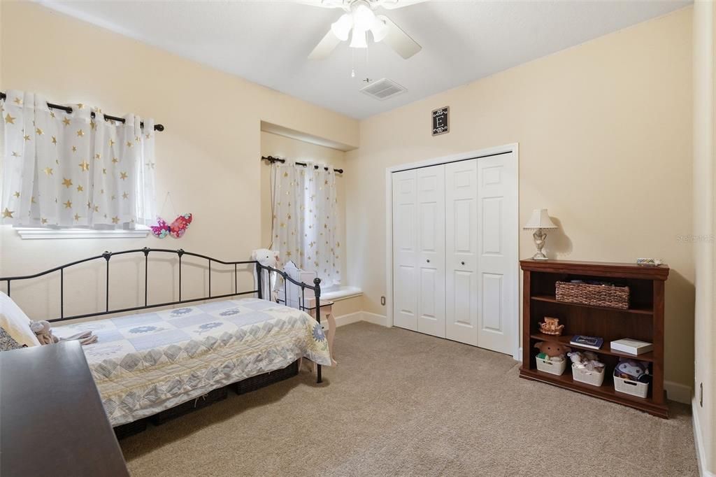 For Sale: $425,000 (4 beds, 2 baths, 2318 Square Feet)