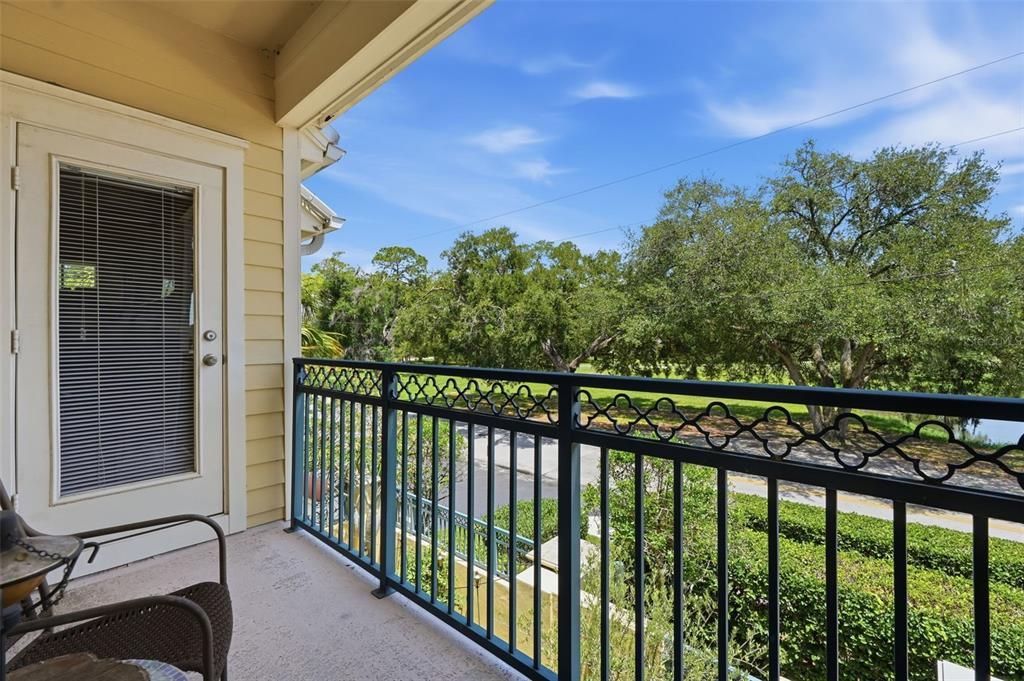 For Sale: $425,000 (4 beds, 2 baths, 2318 Square Feet)