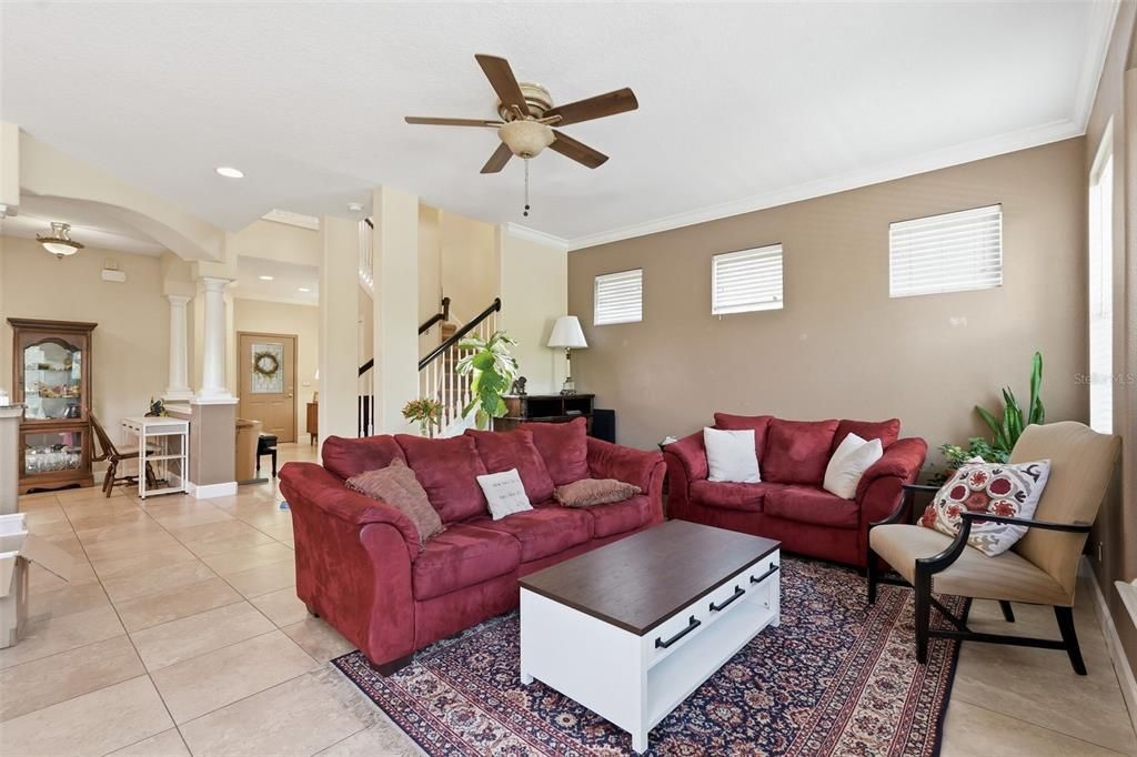 For Sale: $425,000 (4 beds, 2 baths, 2318 Square Feet)