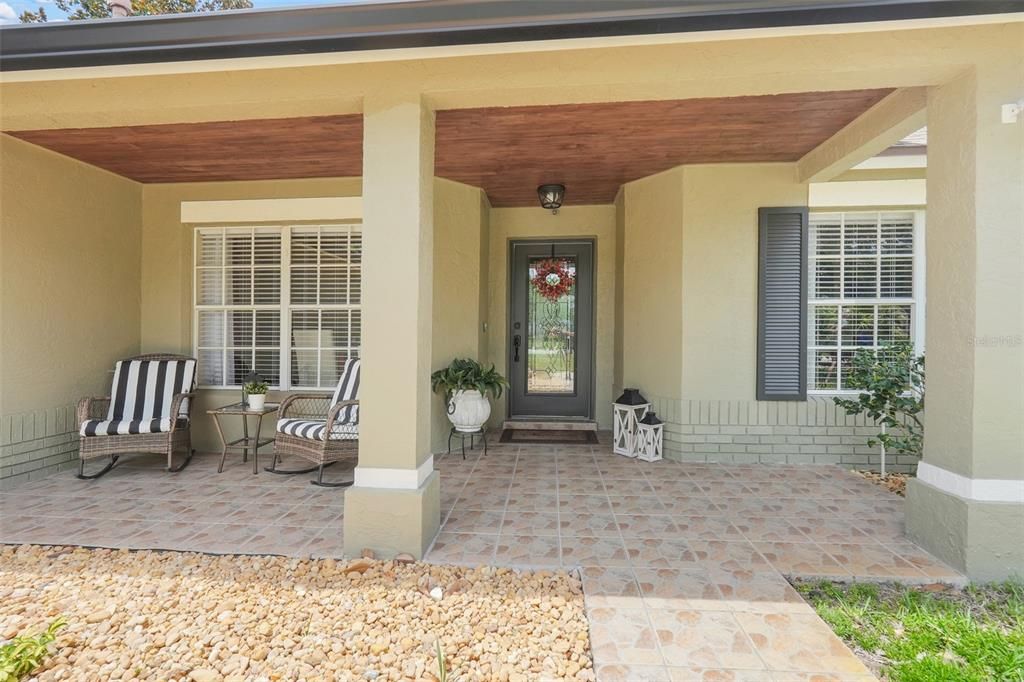 For Sale: $450,000 (3 beds, 2 baths, 1873 Square Feet)
