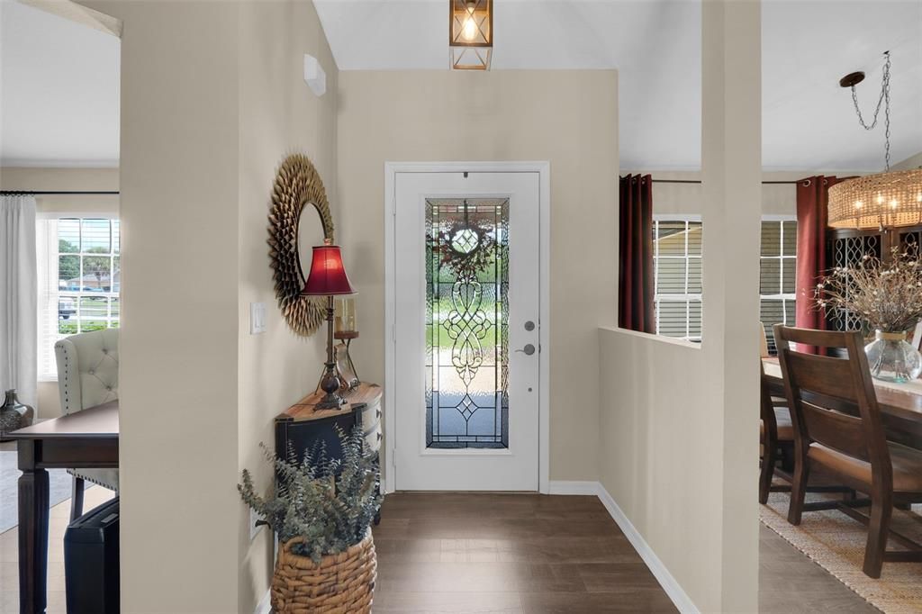 For Sale: $450,000 (3 beds, 2 baths, 1873 Square Feet)