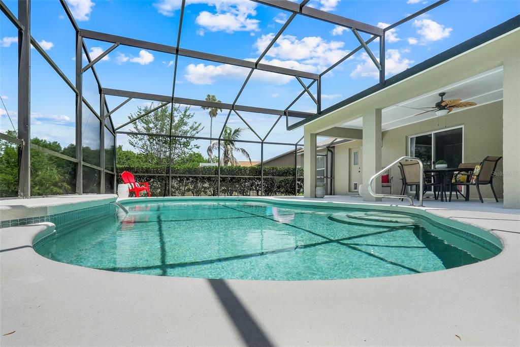 For Sale: $450,000 (3 beds, 2 baths, 1873 Square Feet)