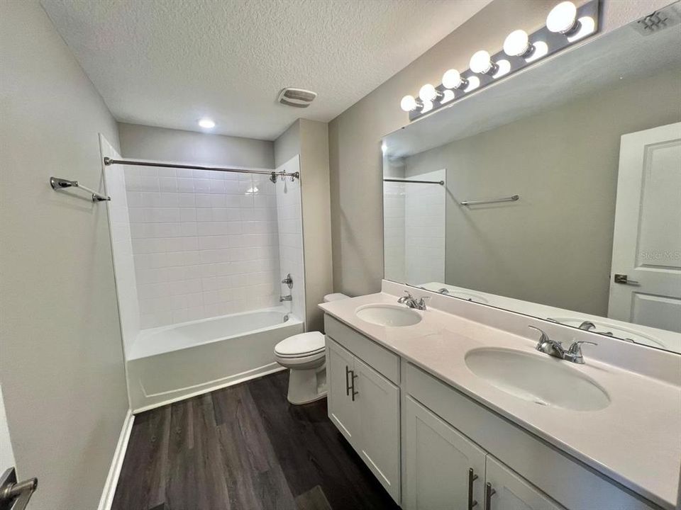 Active With Contract: $2,895 (4 beds, 2 baths, 2791 Square Feet)