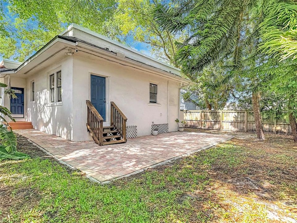 En Venta: $525,000 (4 camas, 2 baños, 1430 Pies cuadrados)