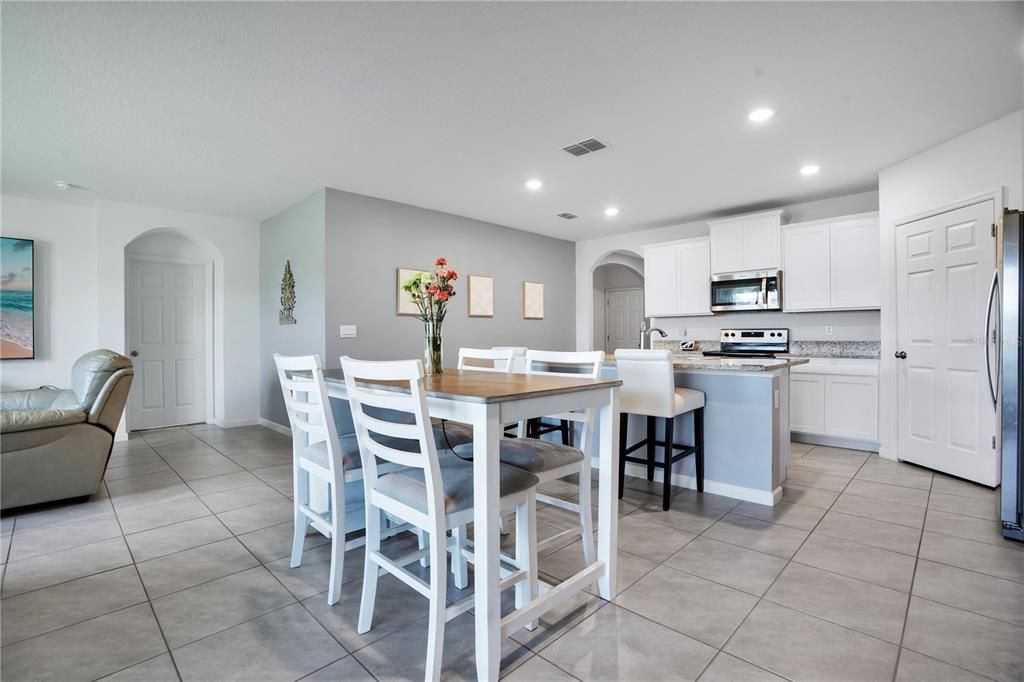 For Sale: $348,800 (4 beds, 2 baths, 1830 Square Feet)