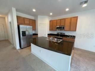For Rent: $2,095 (3 beds, 2 baths, 1400 Square Feet)