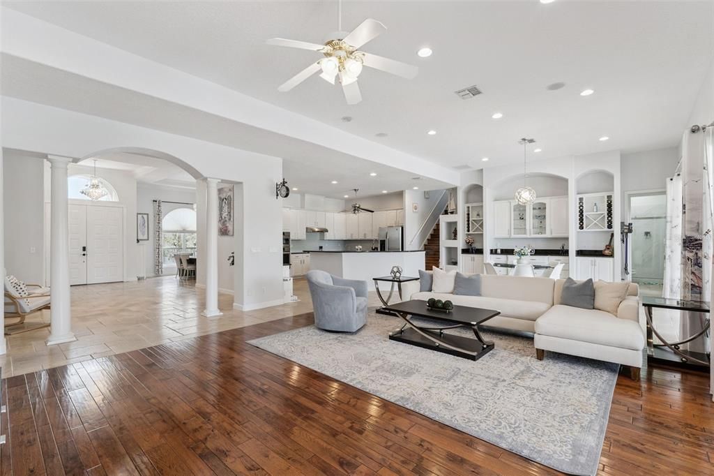 En Venta: $1,450,000 (5 camas, 4 baños, 3929 Pies cuadrados)