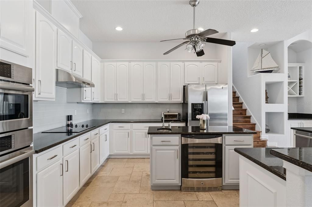 En Venta: $1,450,000 (5 camas, 4 baños, 3929 Pies cuadrados)