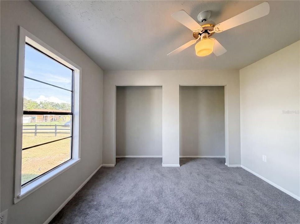 For Sale: $305,000 (3 beds, 2 baths, 1385 Square Feet)