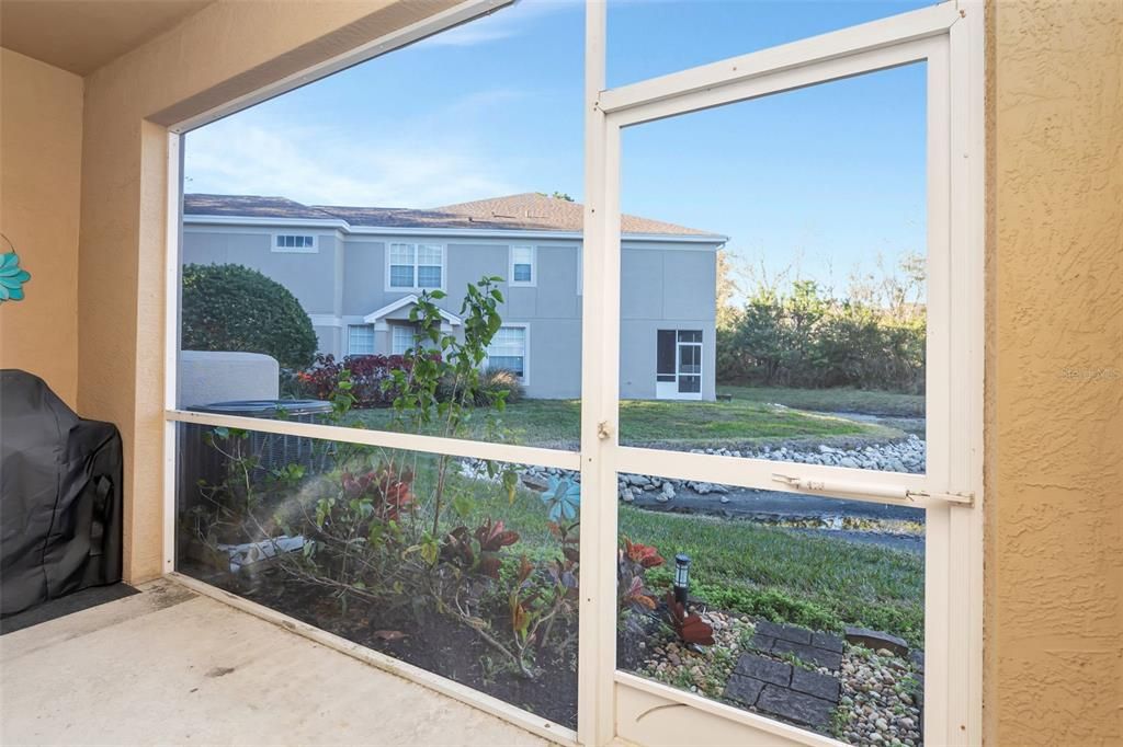 For Rent: $2,000 (2 beds, 2 baths, 1240 Square Feet)
