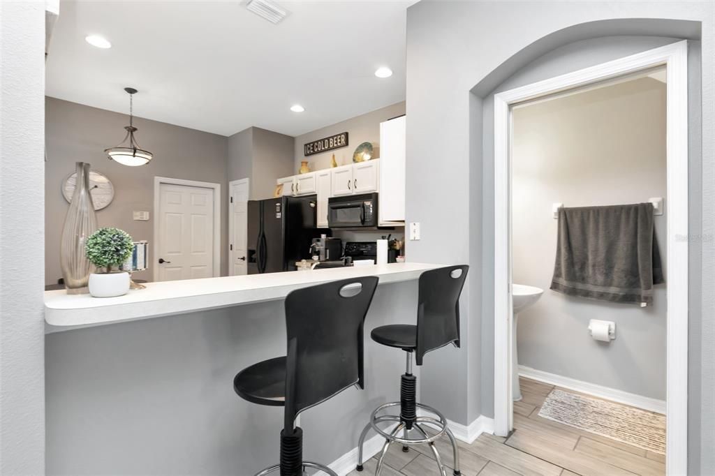 For Rent: $2,000 (2 beds, 2 baths, 1240 Square Feet)