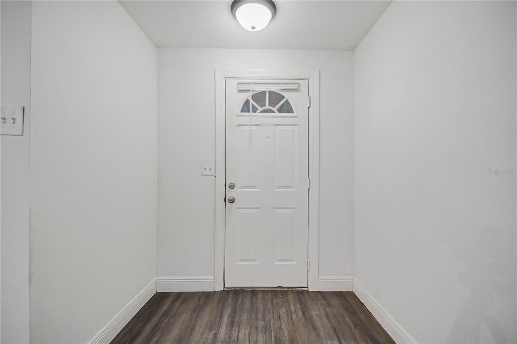 В аренду: $2,299 (3 спален, 2 ванн, 1328 Квадратных фут)