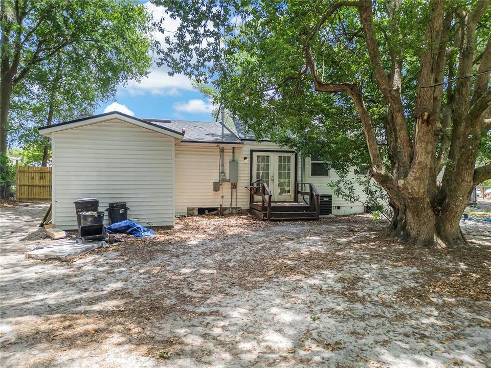 For Rent: $2,599 (3 beds, 2 baths, 1328 Square Feet)