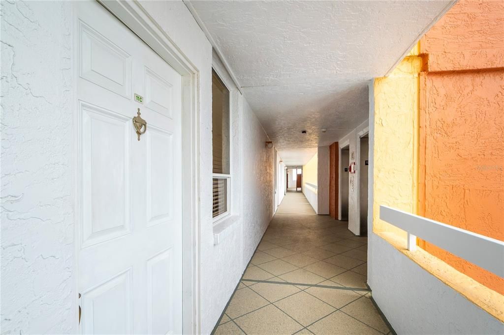 В аренду: $4,500 (2 спален, 2 ванн, 1165 Квадратных фут)