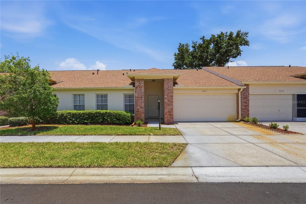На продажу: $230,000 (2 спален, 2 ванн, 1309 Квадратных фут)