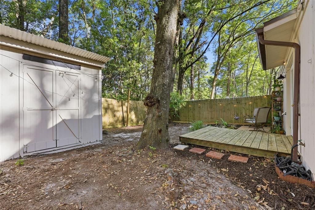 For Sale: $179,900 (3 beds, 2 baths, 976 Square Feet)