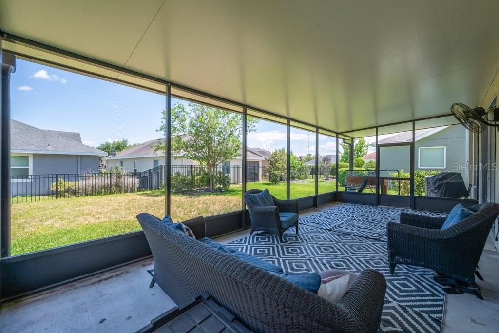 En Venta: $599,900 (4 camas, 3 baños, 2857 Pies cuadrados)