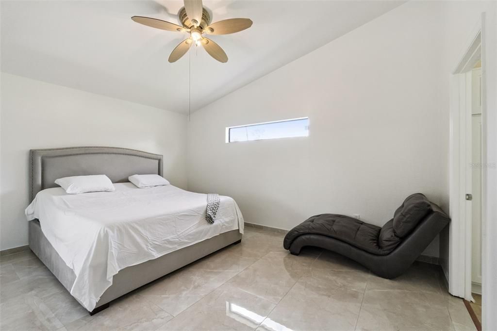 En Venta: $580,000 (3 camas, 2 baños, 1736 Pies cuadrados)