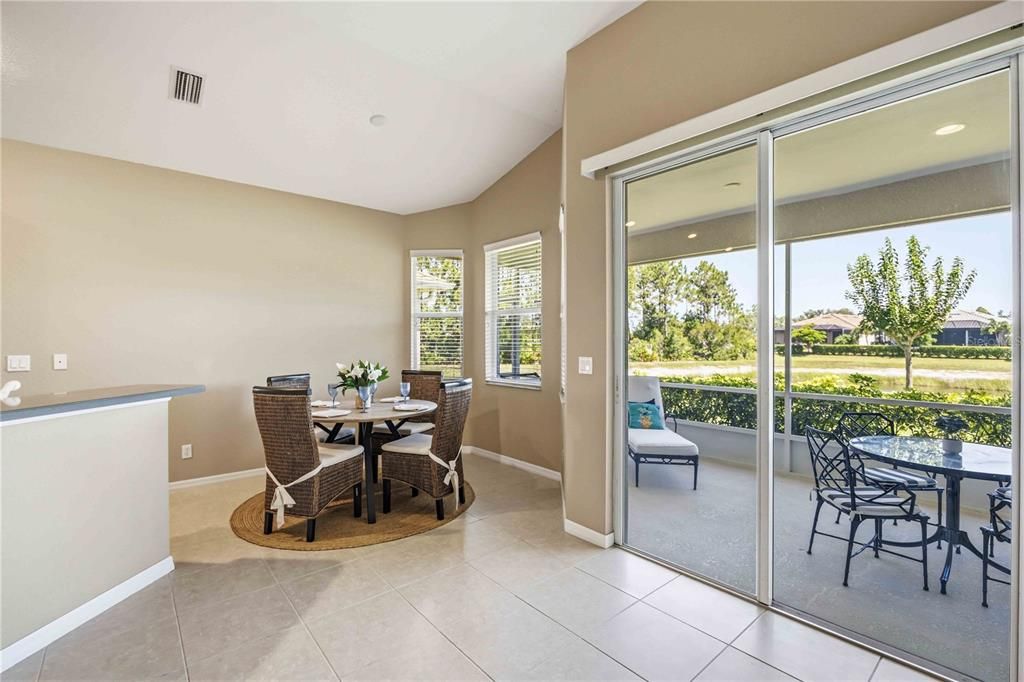 For Sale: $285,000 (2 beds, 2 baths, 1606 Square Feet)