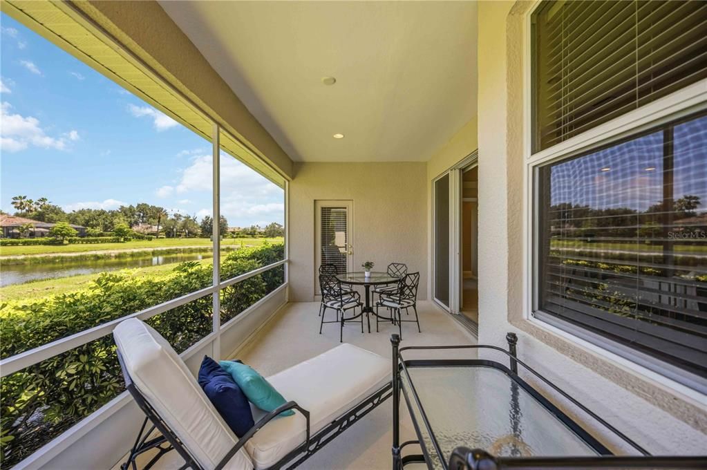 For Sale: $285,000 (2 beds, 2 baths, 1606 Square Feet)