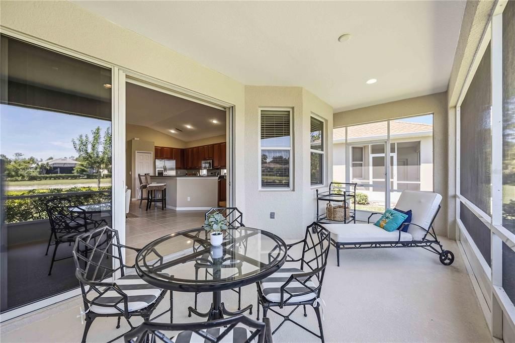 For Sale: $285,000 (2 beds, 2 baths, 1606 Square Feet)