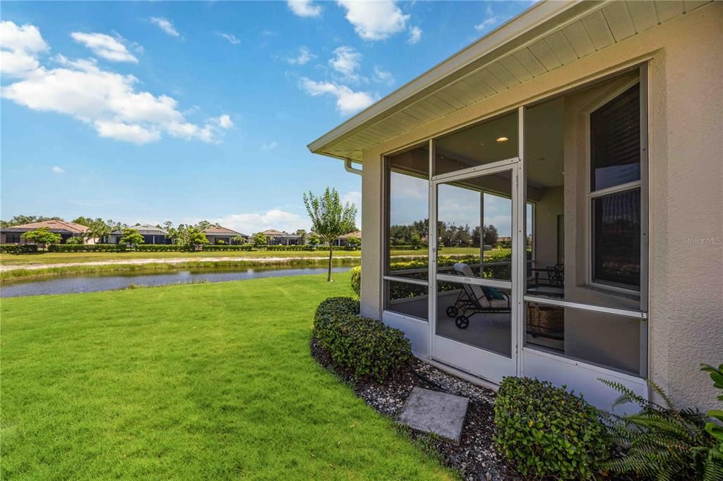 For Sale: $285,000 (2 beds, 2 baths, 1606 Square Feet)