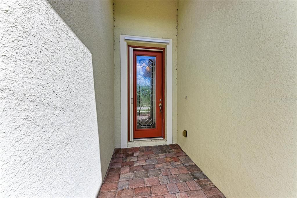 En Venta: $470,900 (4 camas, 3 baños, 2032 Pies cuadrados)