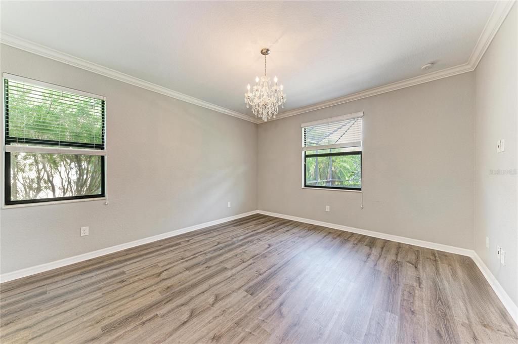 En Venta: $470,900 (4 camas, 3 baños, 2032 Pies cuadrados)