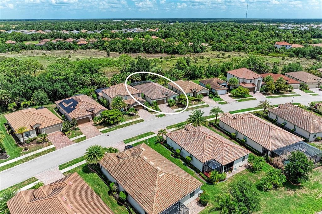 En Venta: $470,900 (4 camas, 3 baños, 2032 Pies cuadrados)