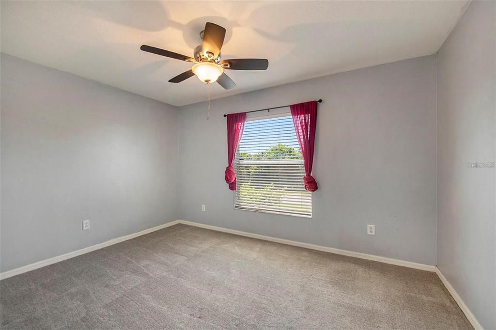 For Rent: $2,595 (4 beds, 2 baths, 2460 Square Feet)