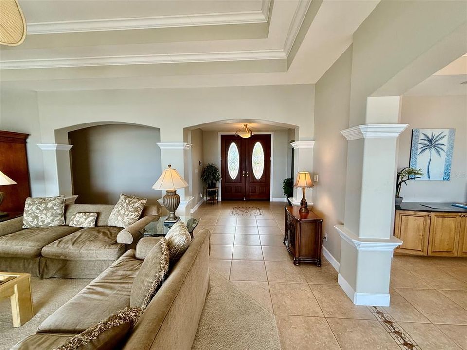 For Rent: $9,000 (3 beds, 3 baths, 3137 Square Feet)
