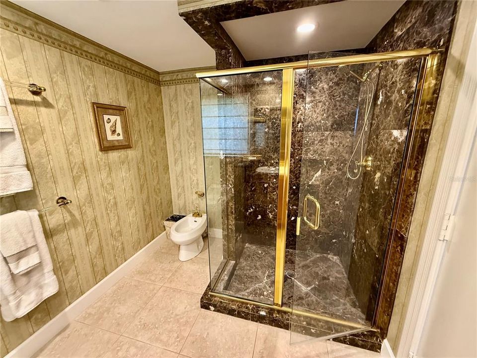 For Rent: $9,000 (3 beds, 3 baths, 3137 Square Feet)