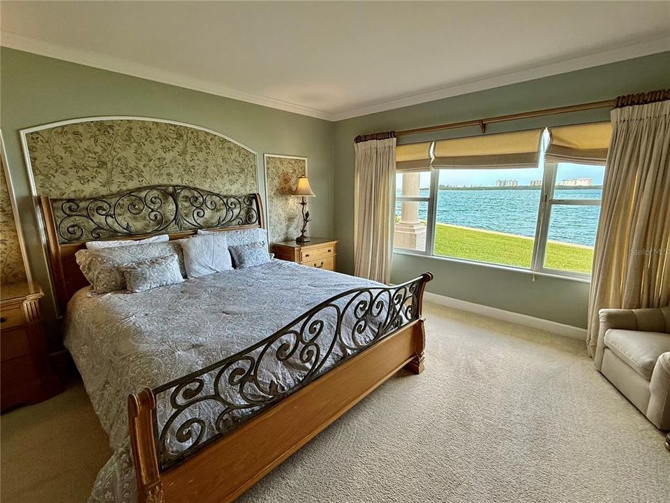 For Rent: $9,000 (3 beds, 3 baths, 3137 Square Feet)
