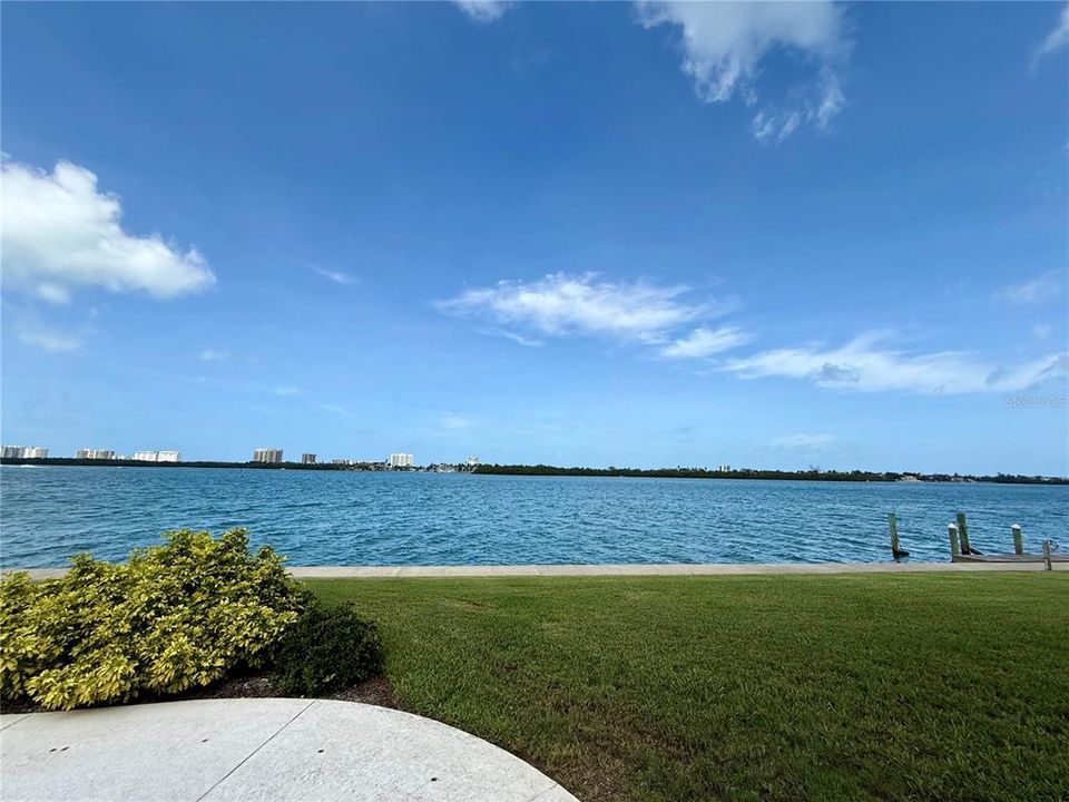 For Rent: $9,000 (3 beds, 3 baths, 3137 Square Feet)