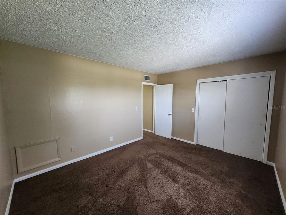 For Rent: $1,595 (2 beds, 1 baths, 1520 Square Feet)