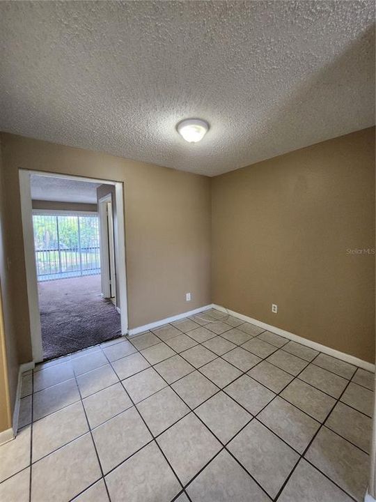 For Rent: $1,595 (2 beds, 1 baths, 1520 Square Feet)