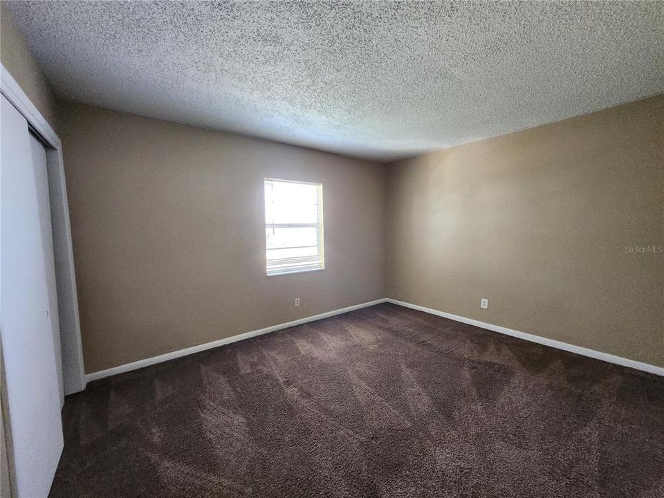 For Rent: $1,595 (2 beds, 1 baths, 1520 Square Feet)