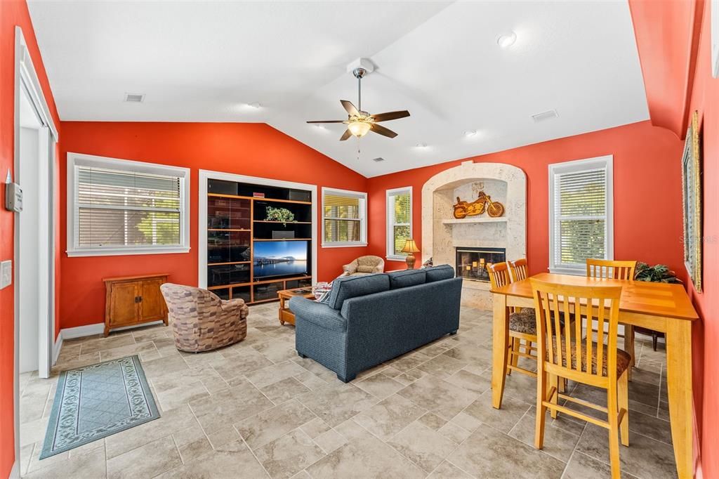 For Sale: $750,000 (4 beds, 3 baths, 3135 Square Feet)