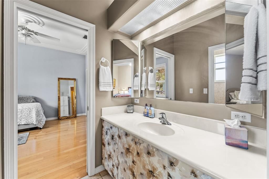 For Sale: $750,000 (4 beds, 3 baths, 3135 Square Feet)
