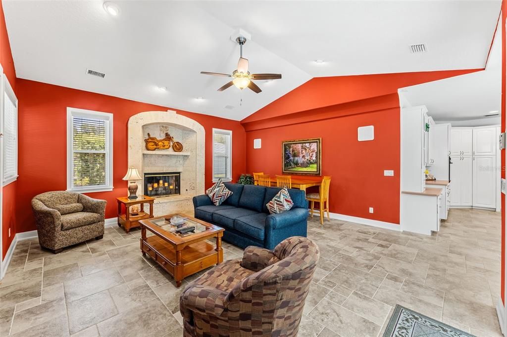 For Sale: $750,000 (4 beds, 3 baths, 3135 Square Feet)