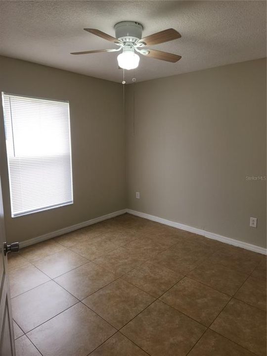 For Rent: $1,700 (4 beds, 2 baths, 1605 Square Feet)