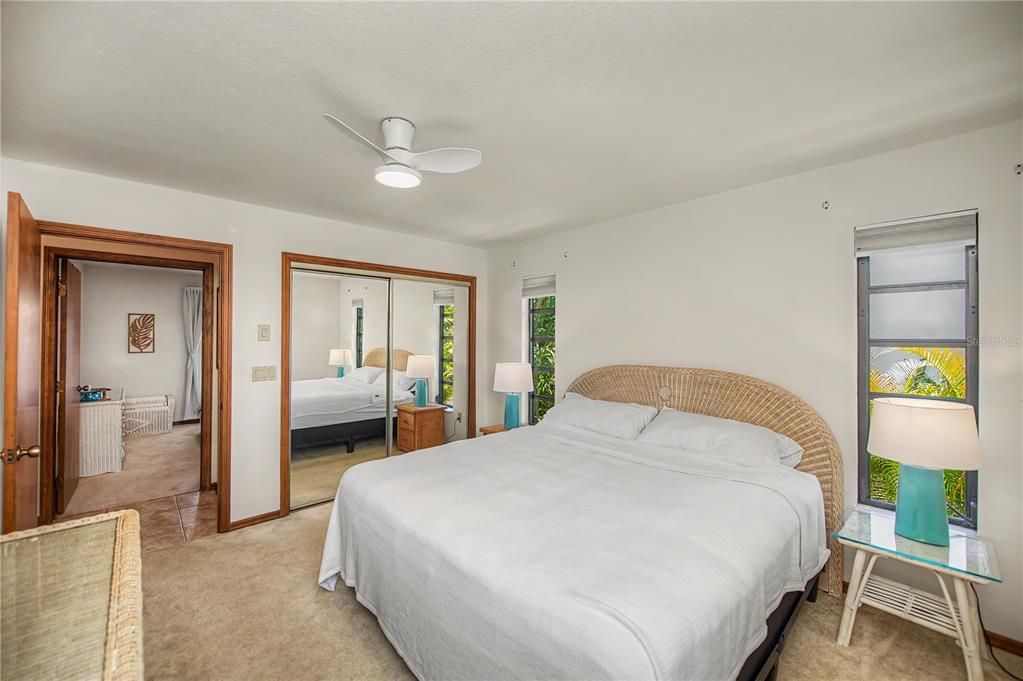 For Sale: $425,000 (3 beds, 2 baths, 1644 Square Feet)