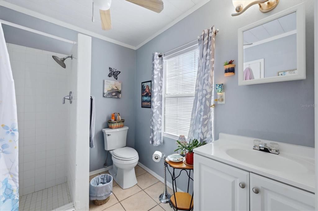 For Sale: $289,900 (3 beds, 2 baths, 1176 Square Feet)