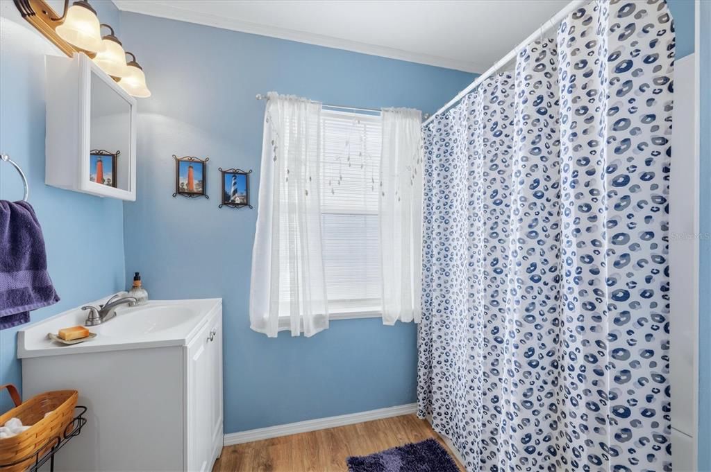 For Sale: $289,900 (3 beds, 2 baths, 1176 Square Feet)