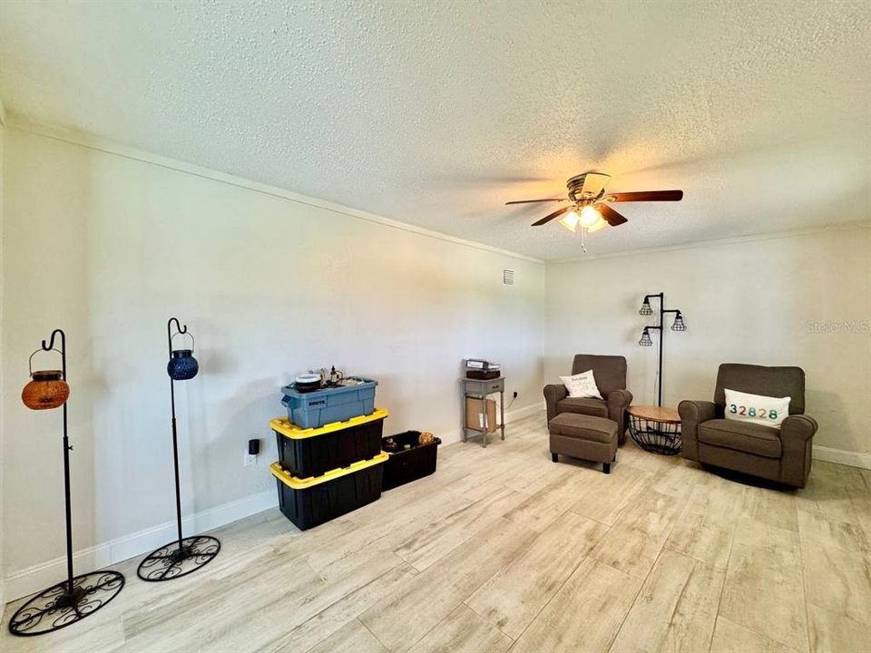 En Renta: $3,000 (3 camas, 2 baños, 1994 Pies cuadrados)