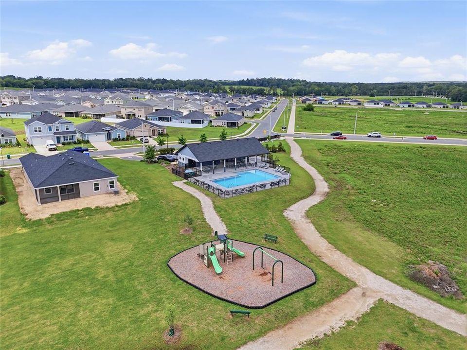 待售: $359,000 (4 贝兹, 3 浴室, 2046 平方英尺)